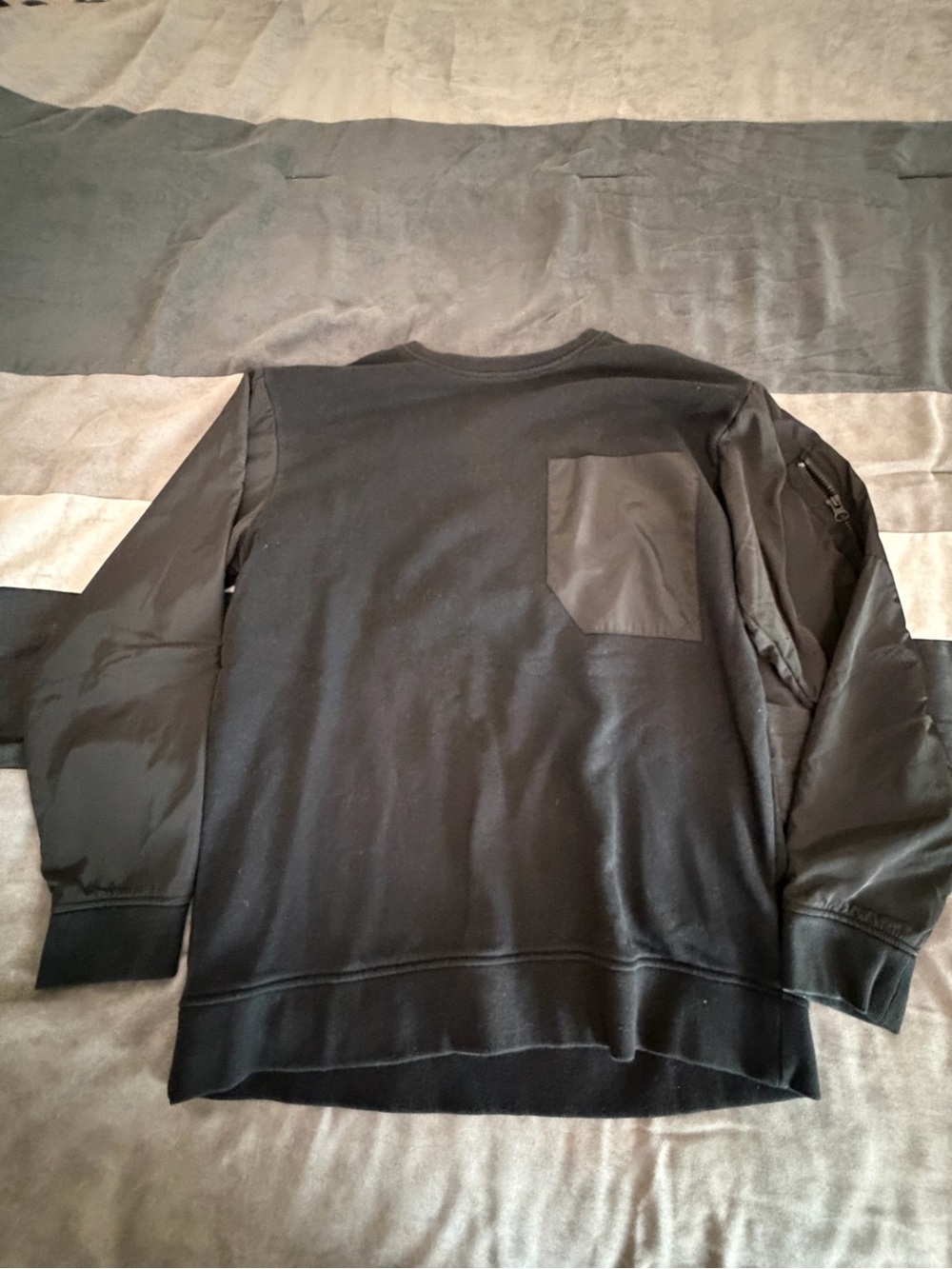 Men's Black Crewneck Pocket Sweater